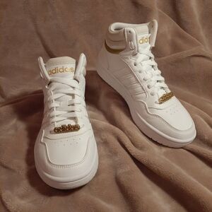 ADIDAS "Hoops" White and Gold Lace-Up High Top Basketball Sneakers - Size 6